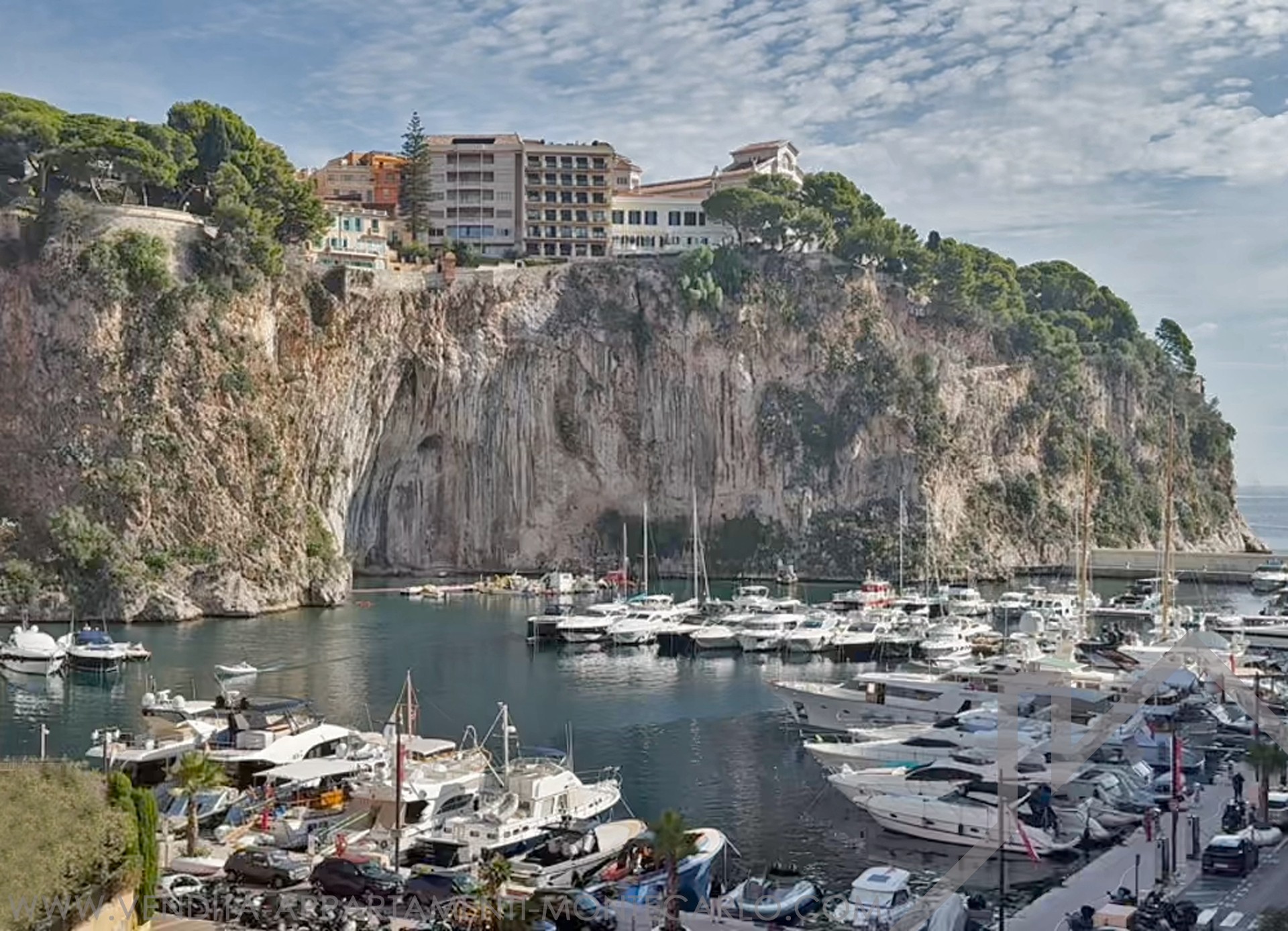 Fontvieille Renovated & Furnished 3 Bedroom Properties for sale in