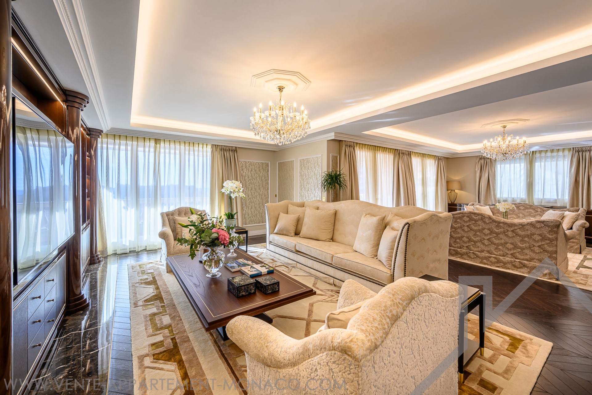 Exclusive Floor Through Apartment Villa De Rome Properties For