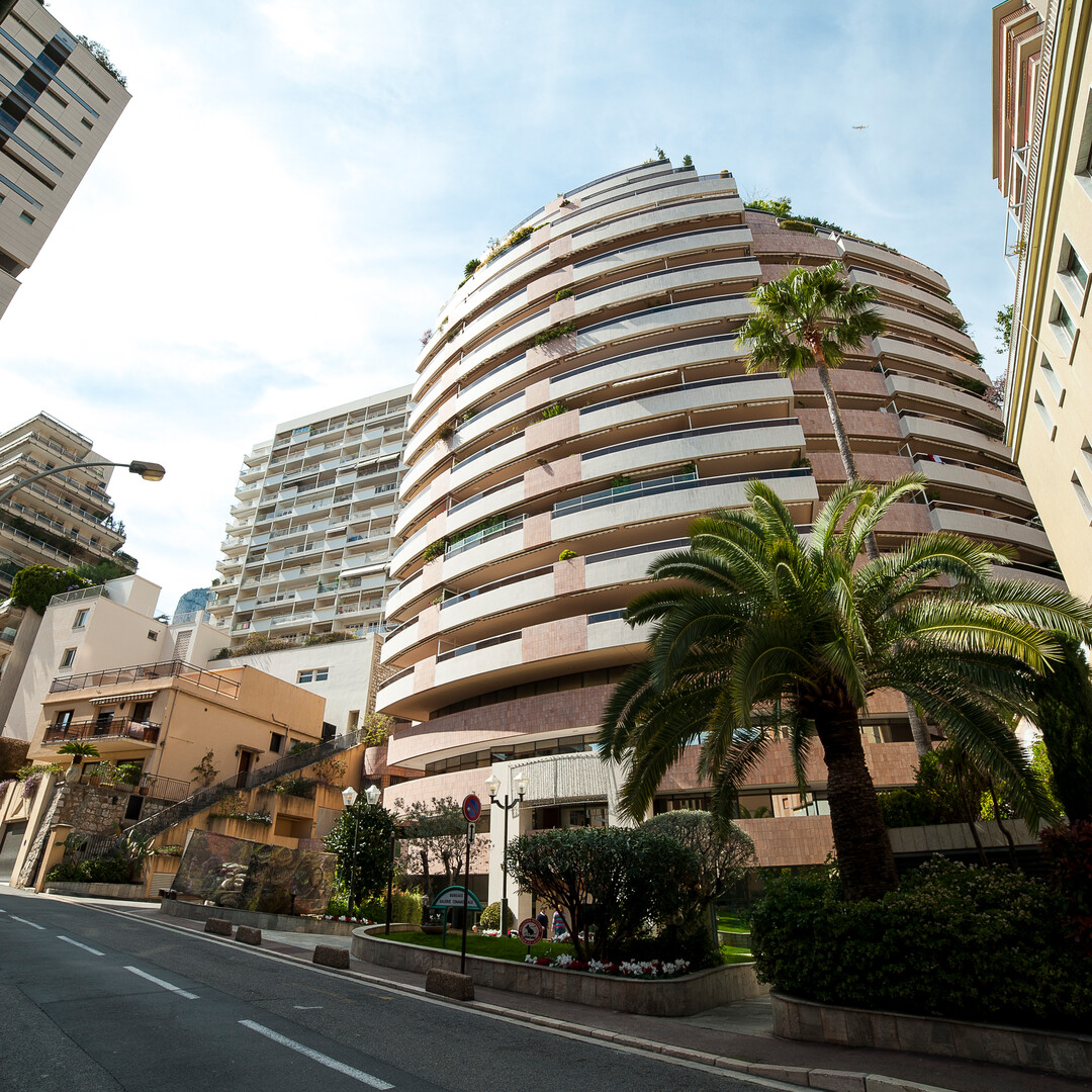 deux emplacements de voiture fermés à vendre soit ensemble soit à l'unité - Properties for sale in Monaco
