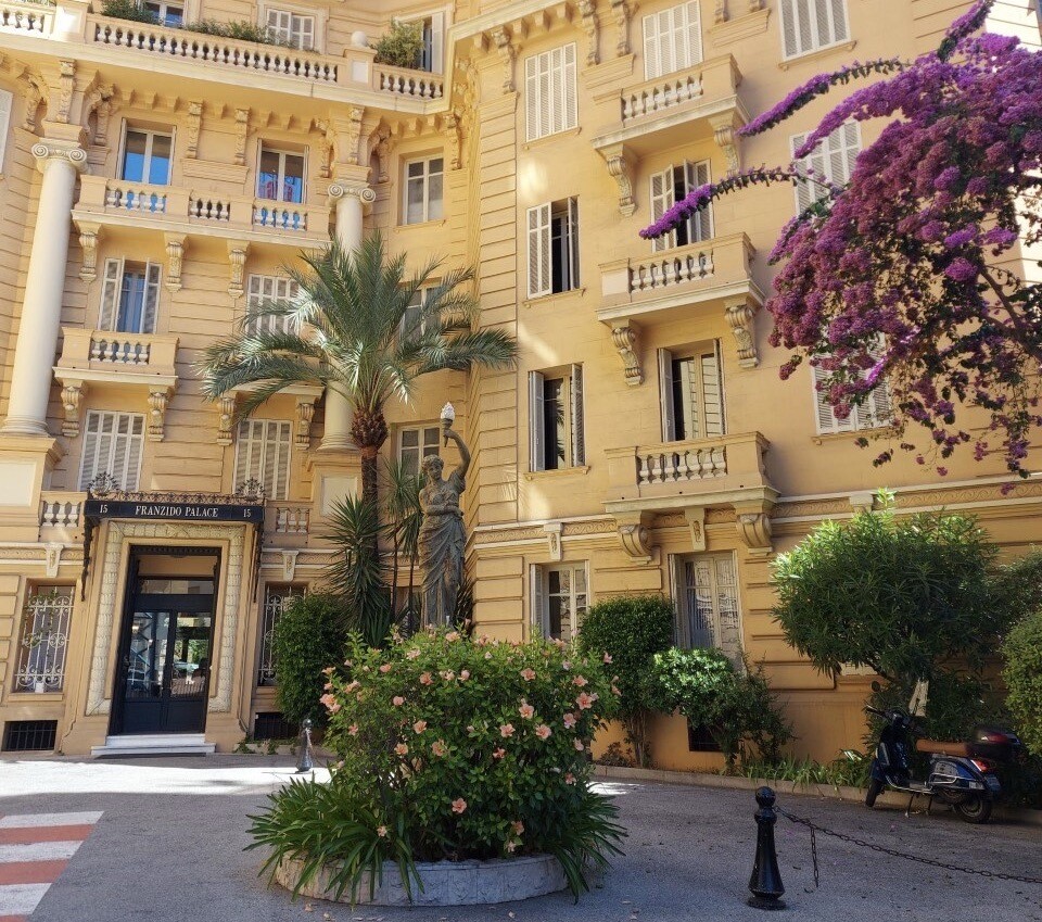 LAW 1235 - FRANZIDO PALACE - 15 boulevard du Jardin Exotique - Properties for sale in Monaco