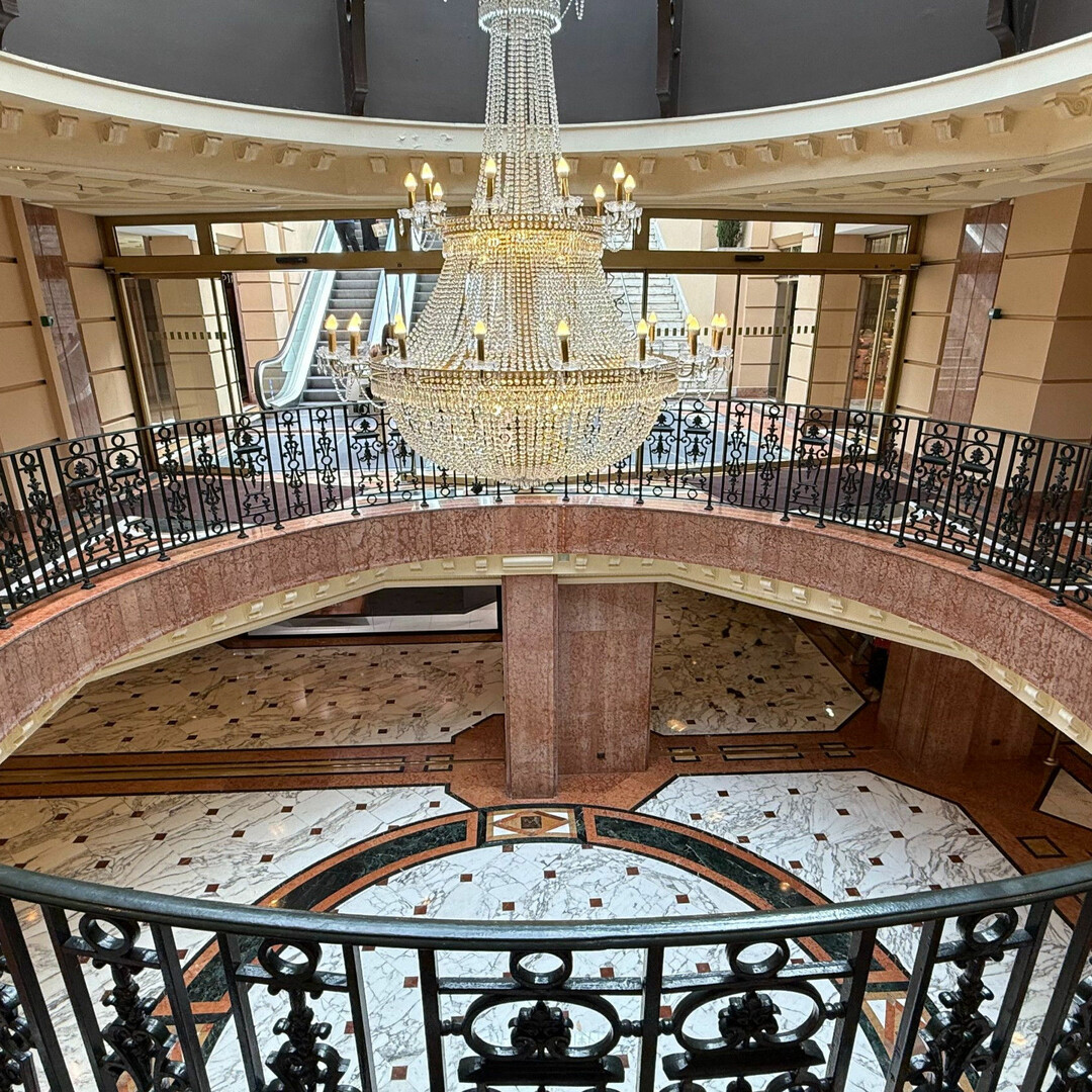 Restaurant in the Metroplole Mall - Properties for sale in Monaco