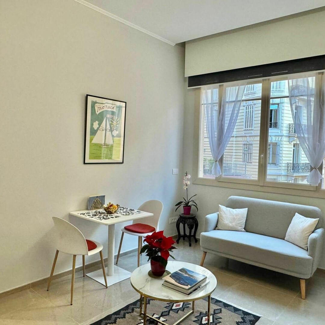 LAROUSSE /  TOUR DU LARVOTTO / 2 ROOMS - Properties for sale in Monaco