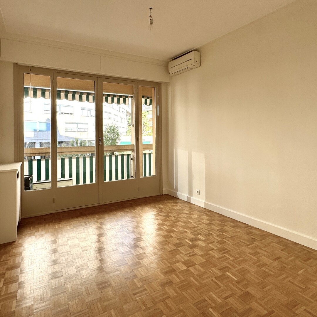 La Rousse - Le Calypso - Great opportunity with high potential – 3 bright rooms to renovate - Price / m² - Properties for sale in Monaco