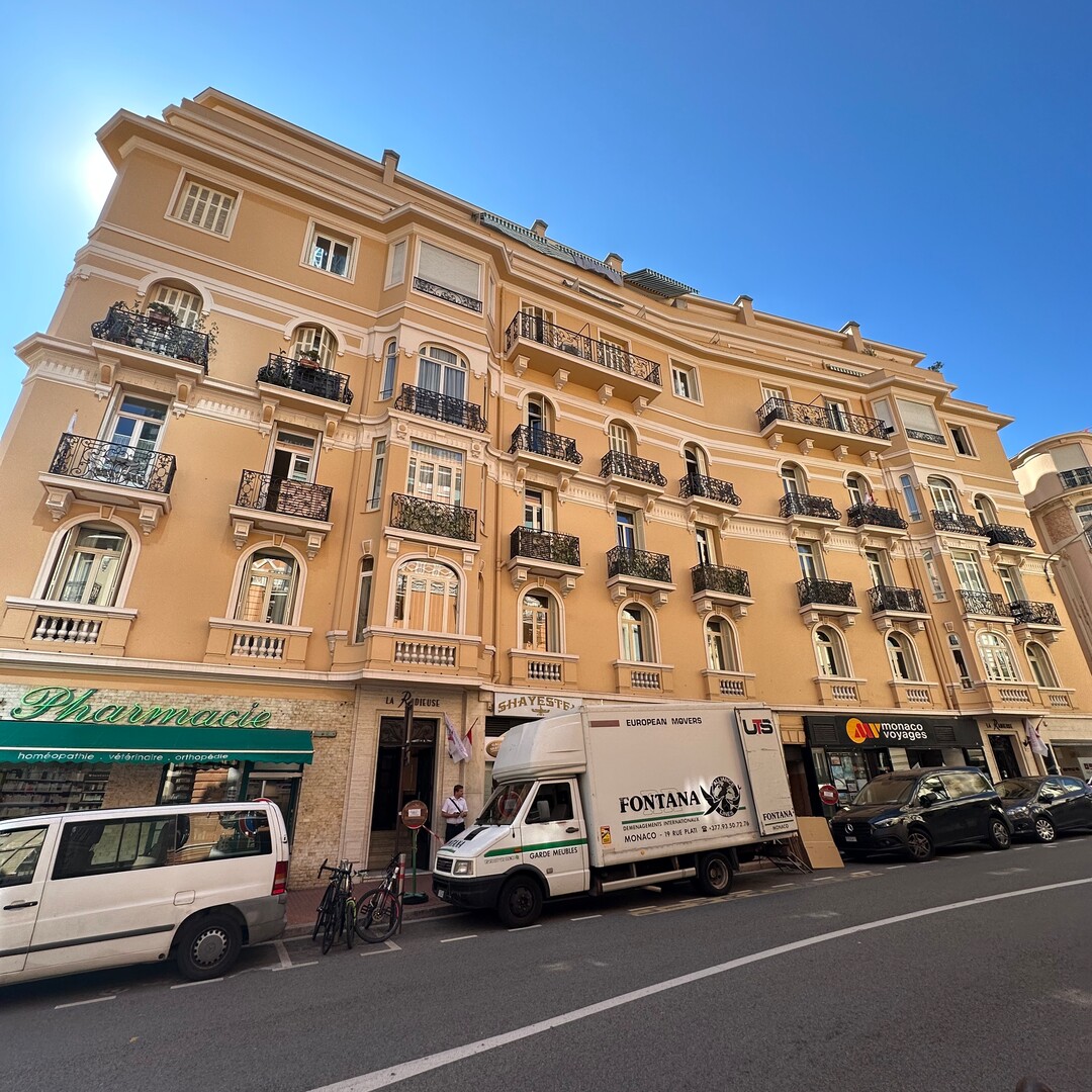EXCLUSIVE - RENOVATED 2-ROOM APARTMENT - RADIEUSE - Properties for sale in Monaco