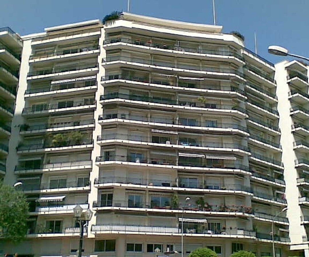 MONACO CONTINENTAL PLACE DES MOULINS STUDIO USAGE MIXTE - Properties for sale in Monaco