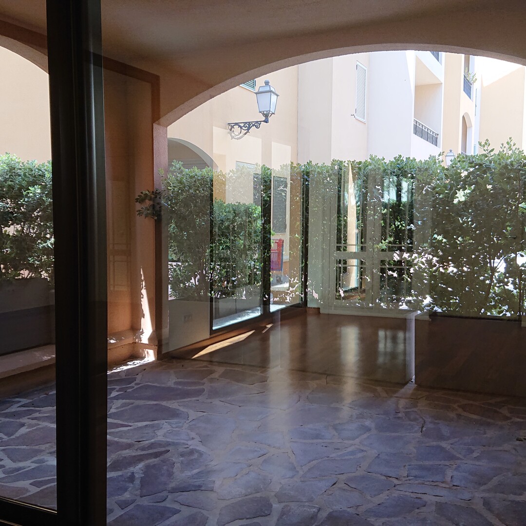 MONACO FONTVIEILLE DONATELLO 2 ROOMS 59 sqm MIXED CELLAR - Properties for sale in Monaco