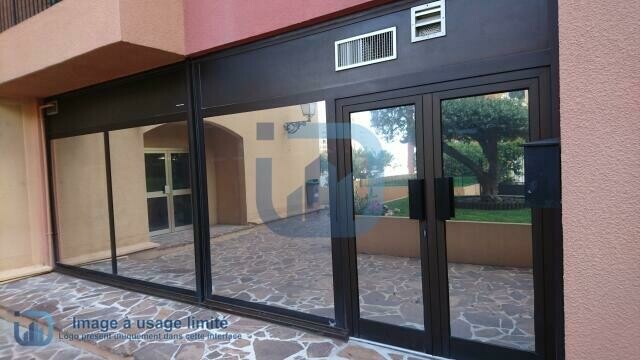 FONTVIEILLE - BUREAU AVEC VIRTINE - Properties for sale in Monaco