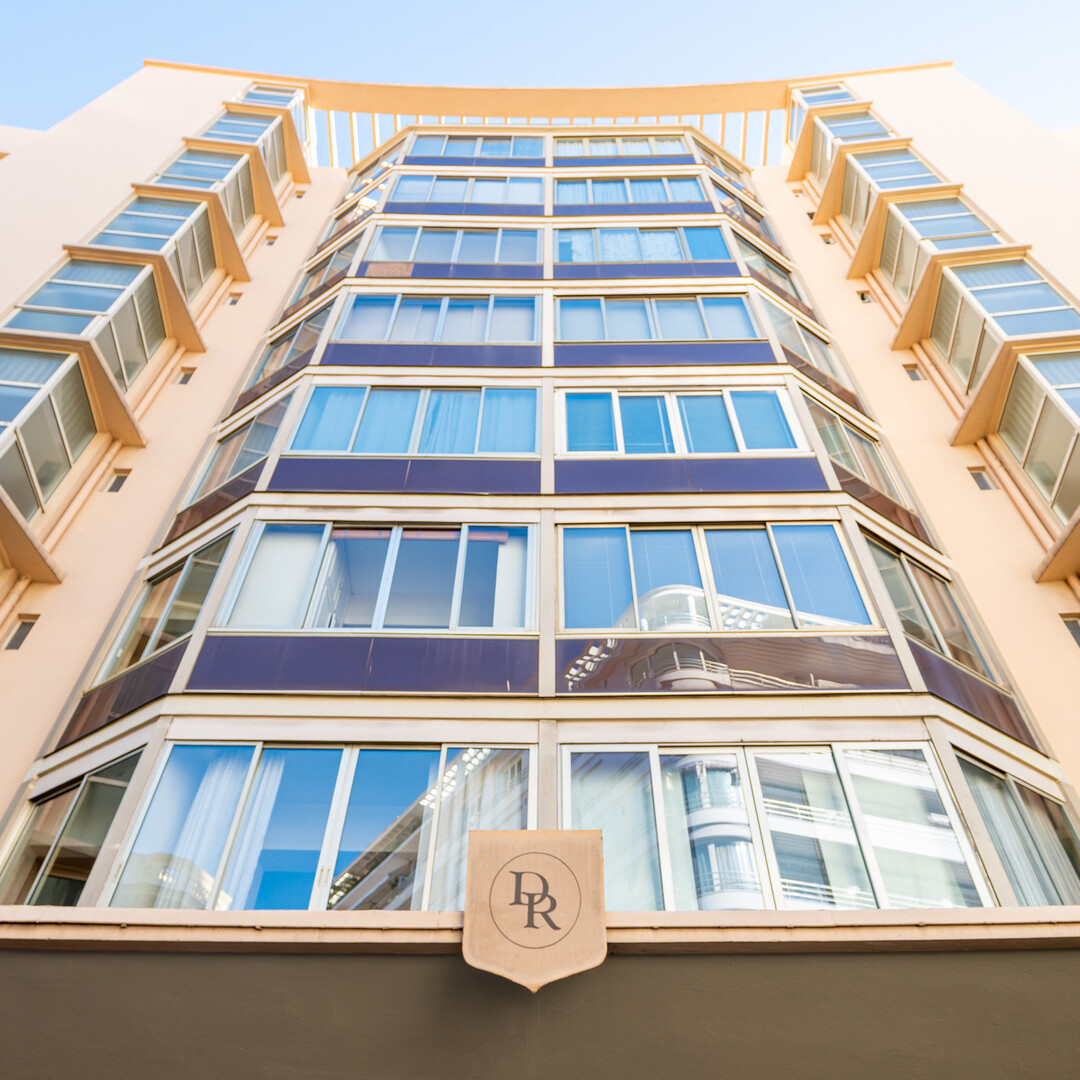 ROQUEVILLE - Renovated 4-room Flat - 2,9 % Yield - Properties for sale in Monaco