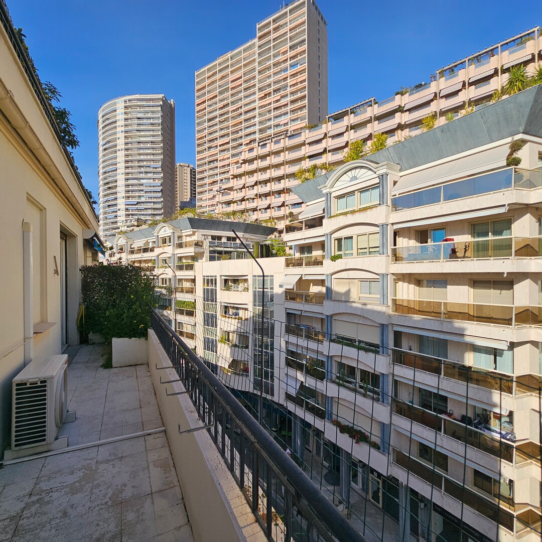 Great apartment to refresh - Properties for sale in Monaco