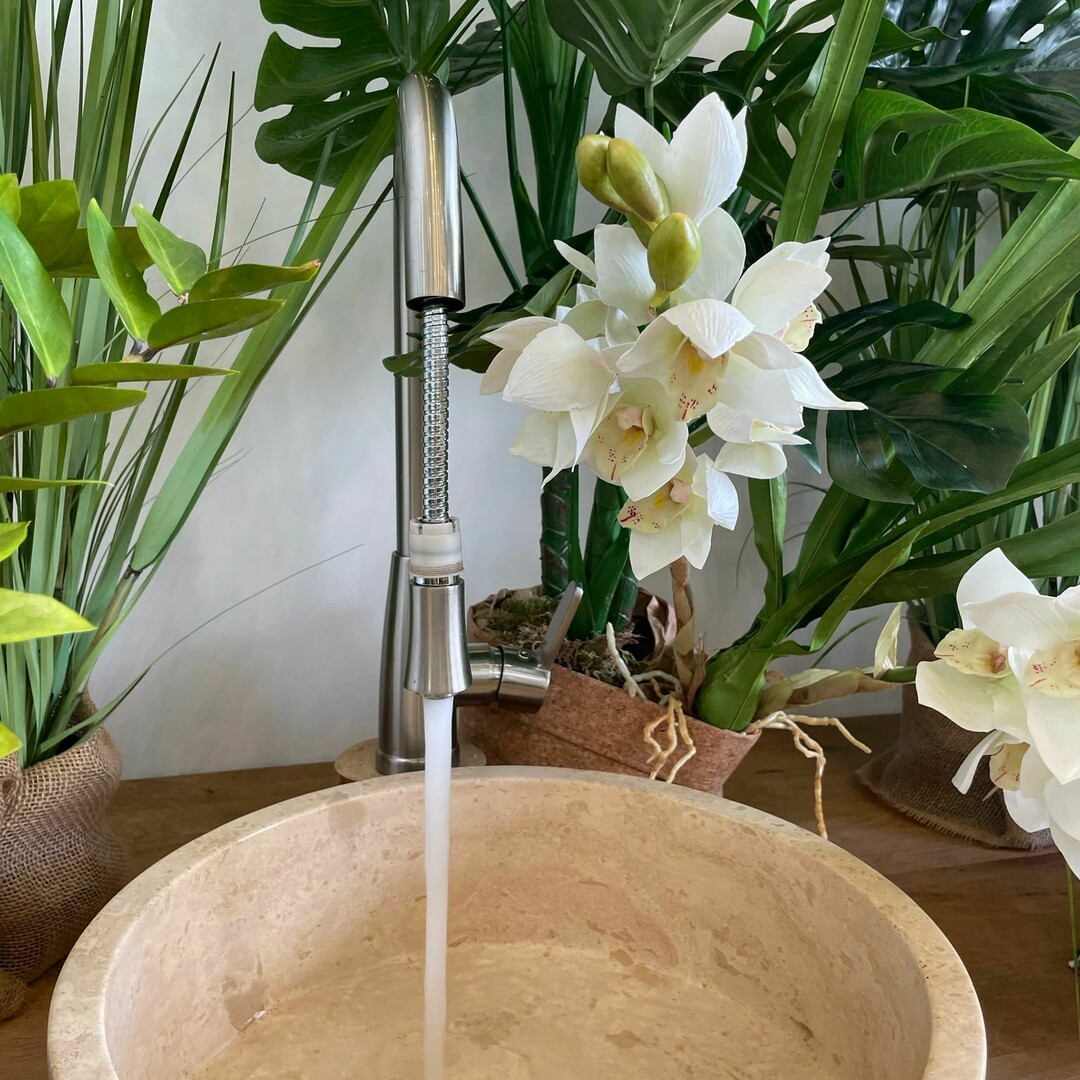 FLORIST GROCERY LIQUEURS DECO PERFUME AMBIANCE - Properties for sale in Monaco