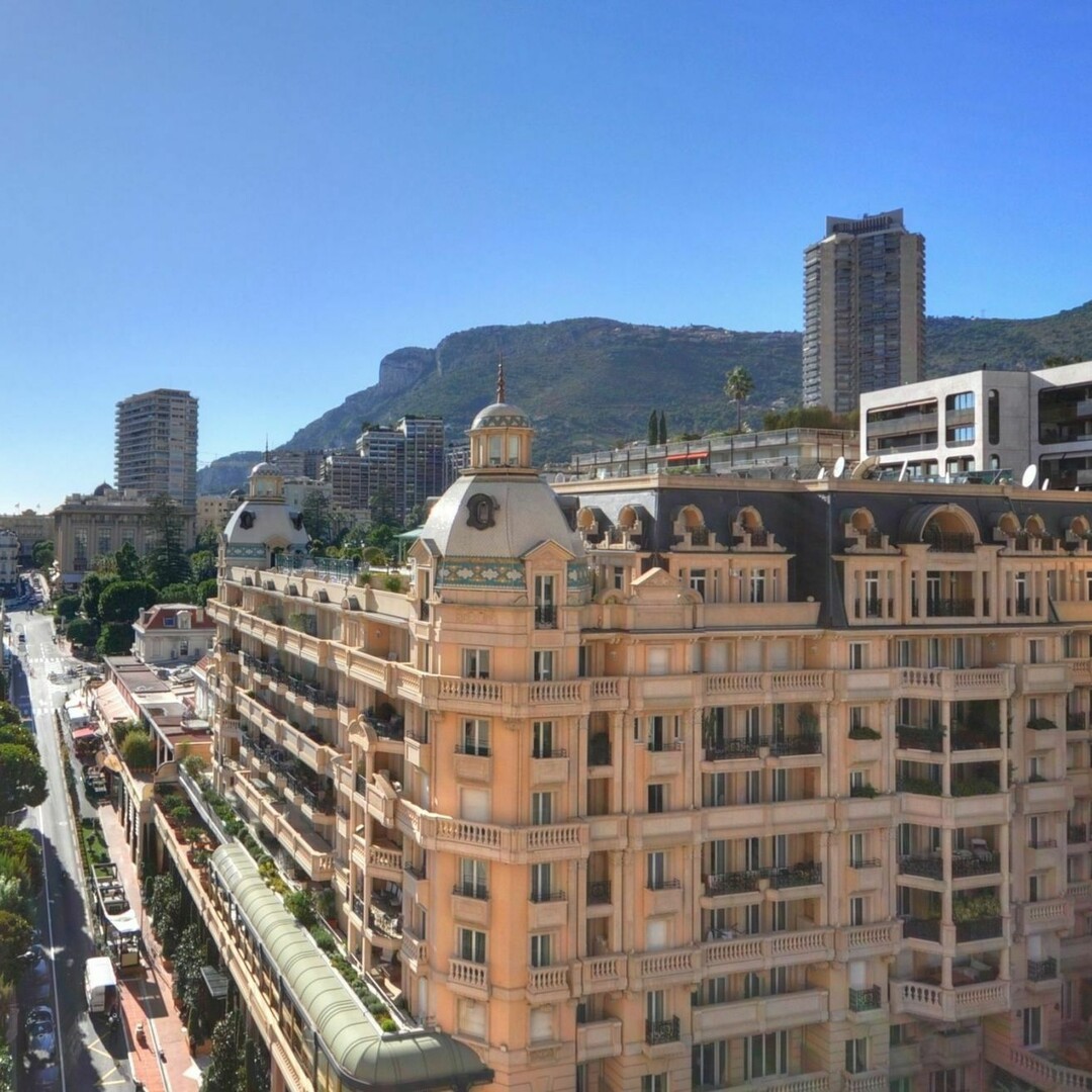 IDEAL BANK OFFICES - Properties for sale in Monaco