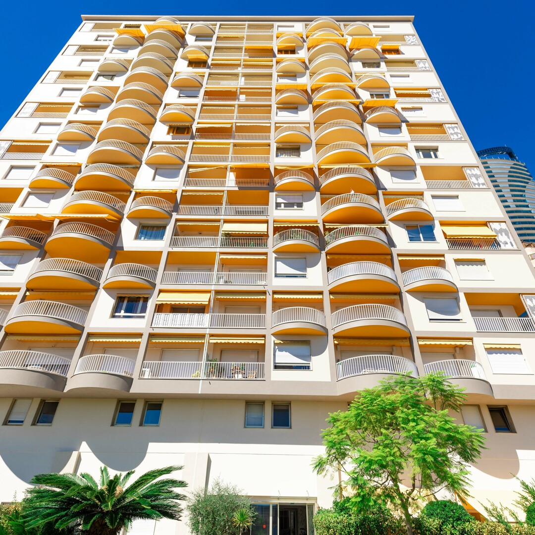 RENOVATED MAID'S ROOM - Properties for sale in Monaco
