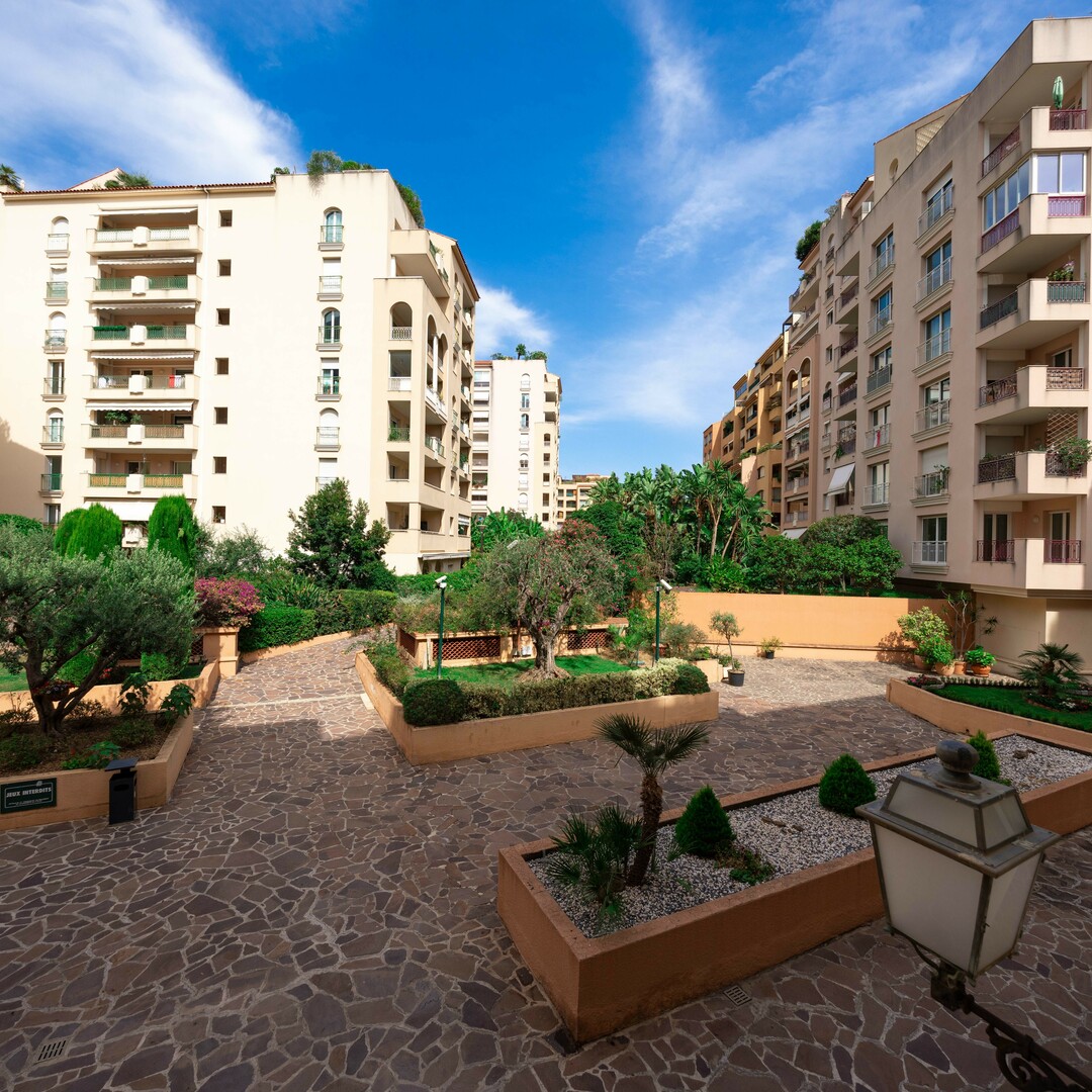 STUDIO IN FONTVIEILLE - MIXED USE - RESIDENCE LE DONATELLO - Properties for sale in Monaco