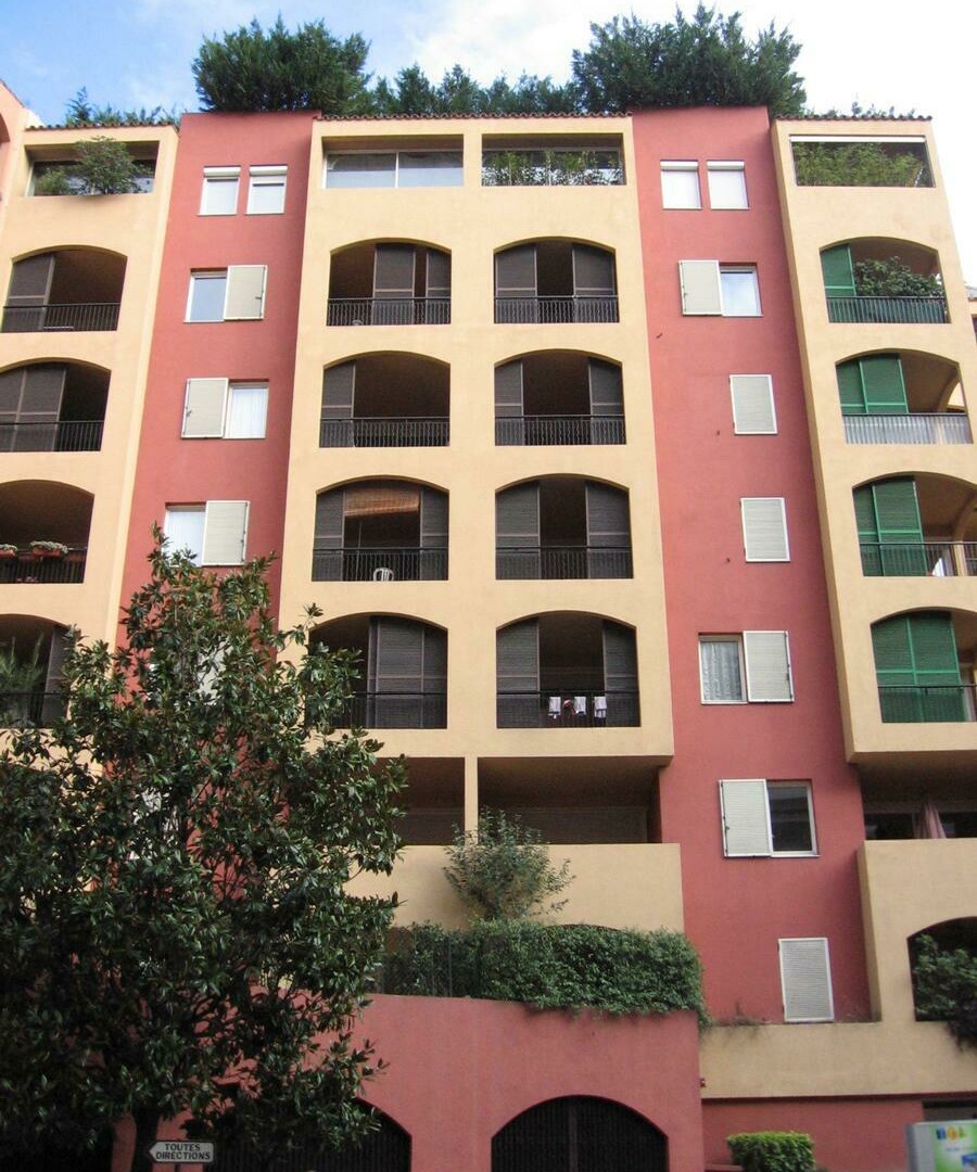 Office With Vitrine & Garden Views - Properties for sale in Monaco