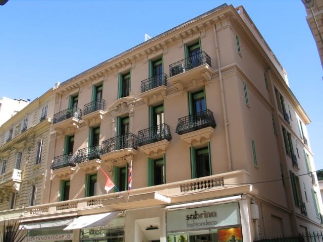 AGRÉABLE BUREAU DE 58 M2 - BOULEVARD DES MOULINS