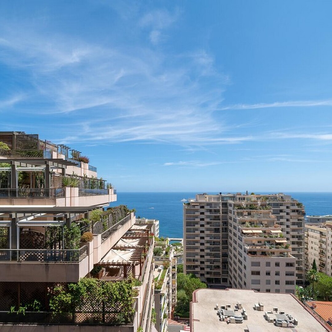 Château Périgord II, 3 rooms on a high floor