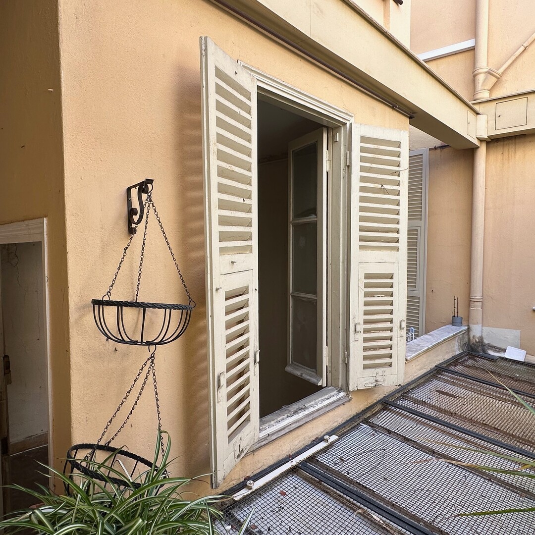 CONDAMINE : 1 PIÈCE À RÉNOVER – FORT POTENTIEL