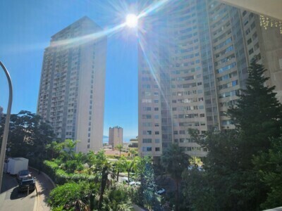NEW ON THE MARKET - AUTEUIL RESIDENCE - RENOVATED 2 ROOMS