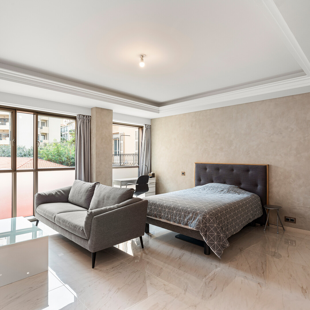 For sale Exclusivity studio with parking Condamine in luxury residence