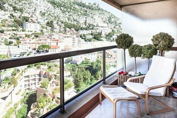 Sole Agent - Fully furnished 1-bedroom apartment