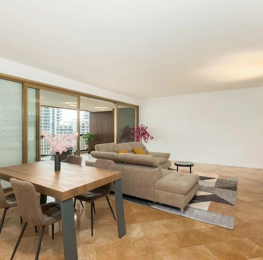 MIRABEAU - 2 BEDROOM APARTMENT - MAGNIFICENT SEA VIEW