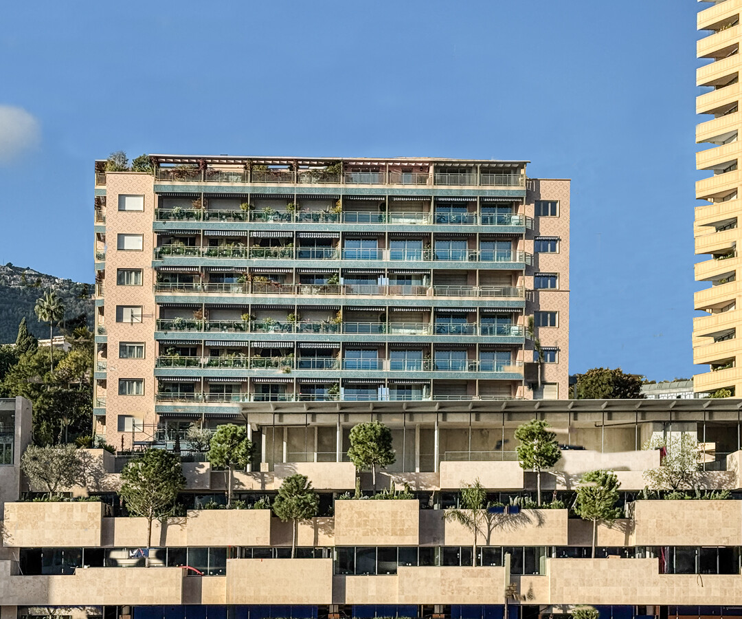 Sole Agent - Beautiful luxury 3-bedroom apartment