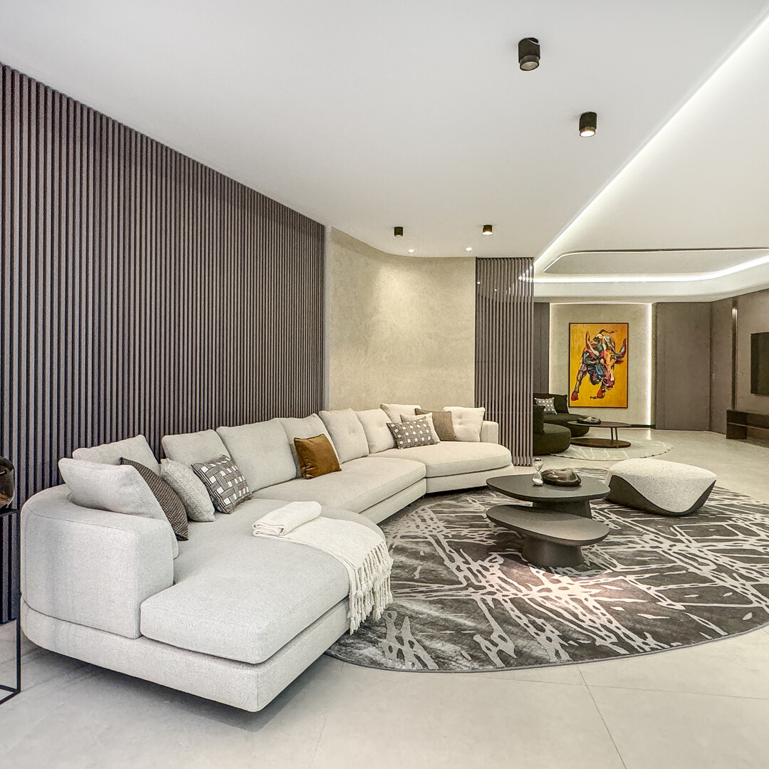 Sole Agent - Unique - Fully furnished and decorated private villa with private swimming pool