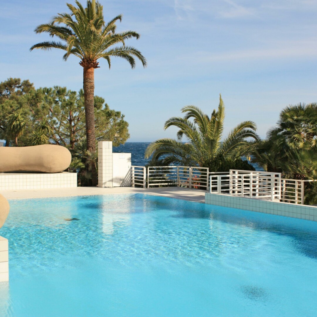 Sumptuous and spacious apartment in the gardens of Fontvieille