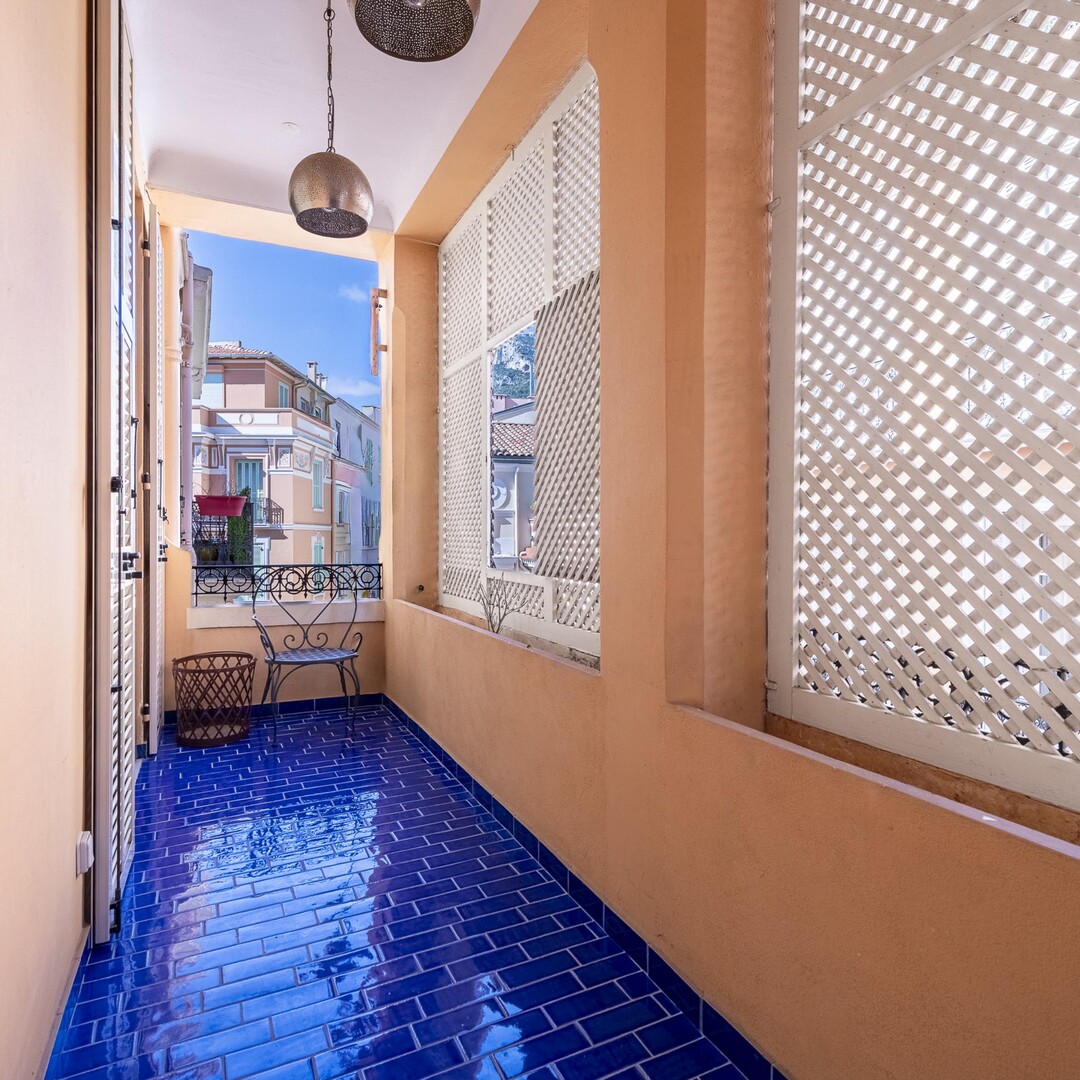 Exclusive listing | 3-bedroom apartment with terrace | Excellent potential!