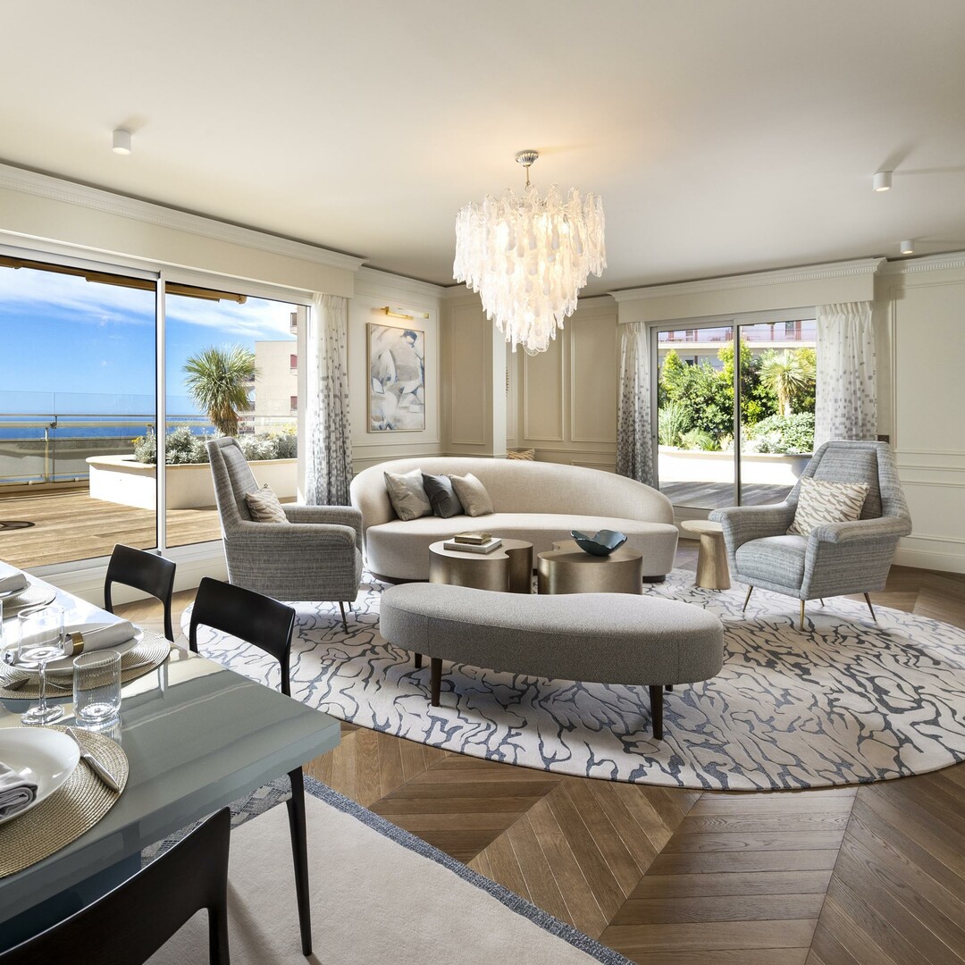 Elegant 3-bedroom apartment with breathtaking sea views