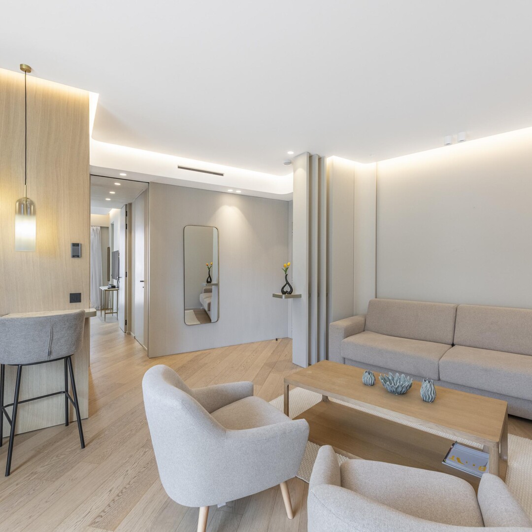 1-bedroom apartment | Renovated | Port Hercule
