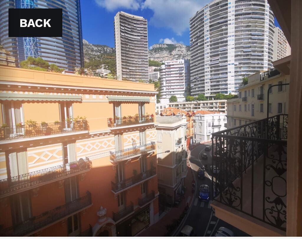 Nice two-room apartment near shops and beaches
