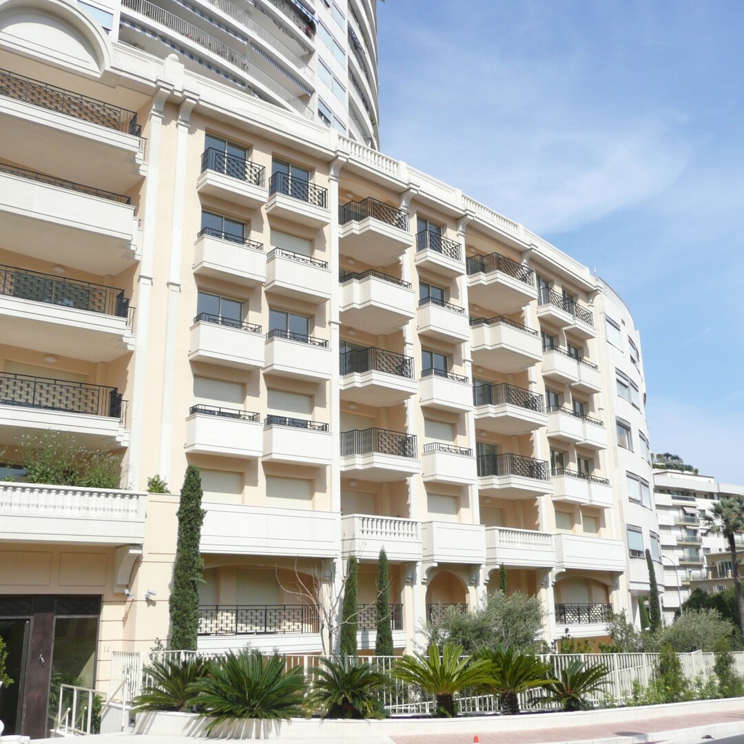 APARTMENT IN A MAGNIFICENT RESIDENCE