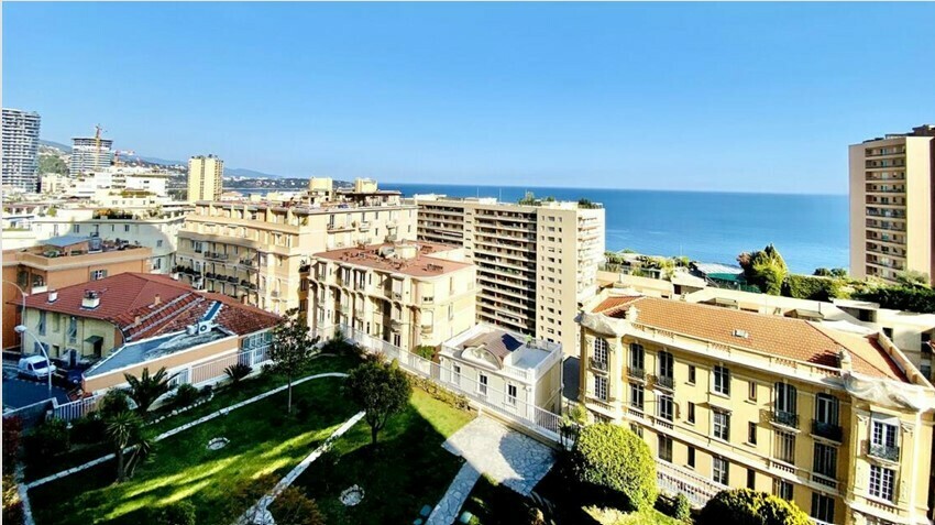 MAGNIFICENT APARTMENT