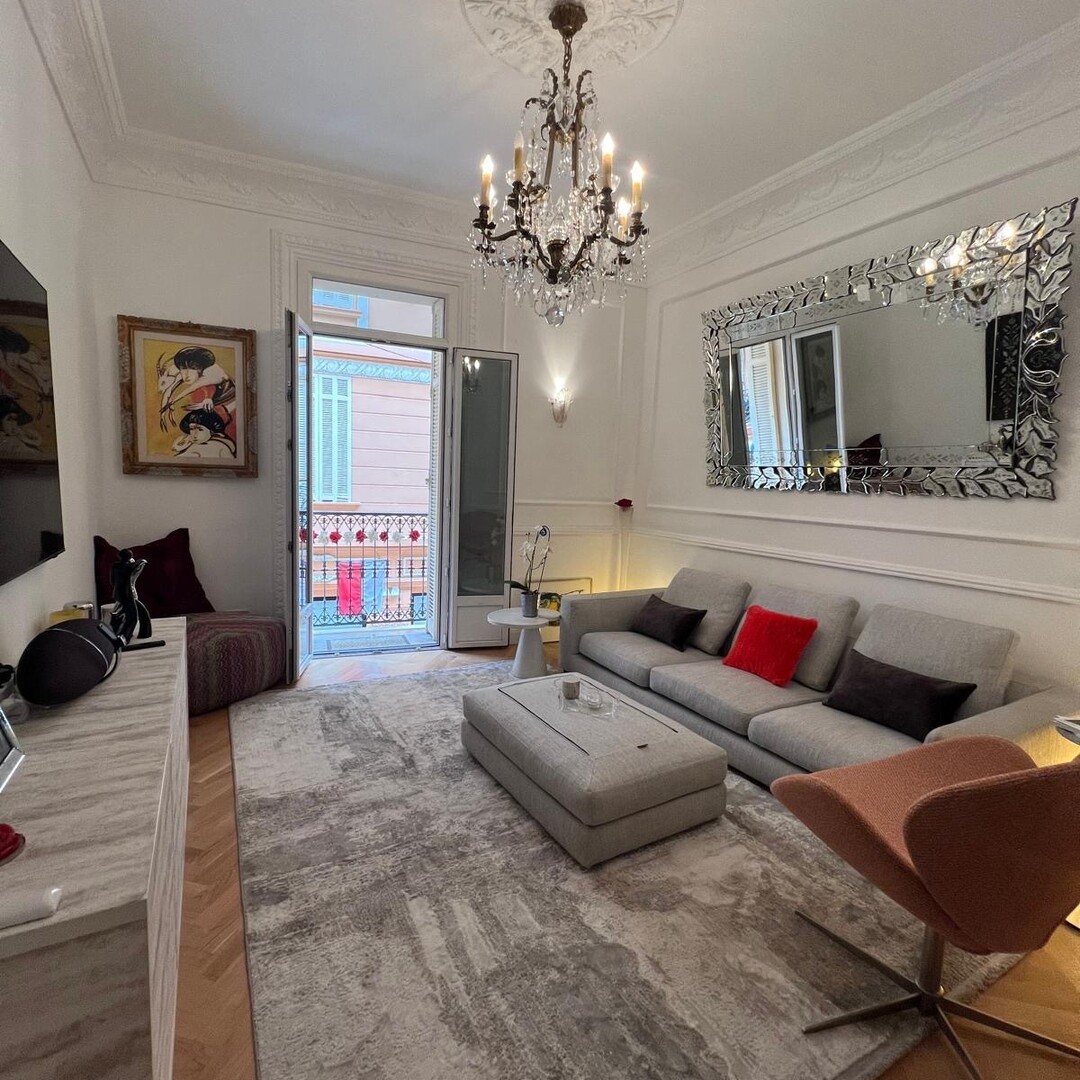 3 ROOM APARTMENT MONTE CARLO RENOVATED