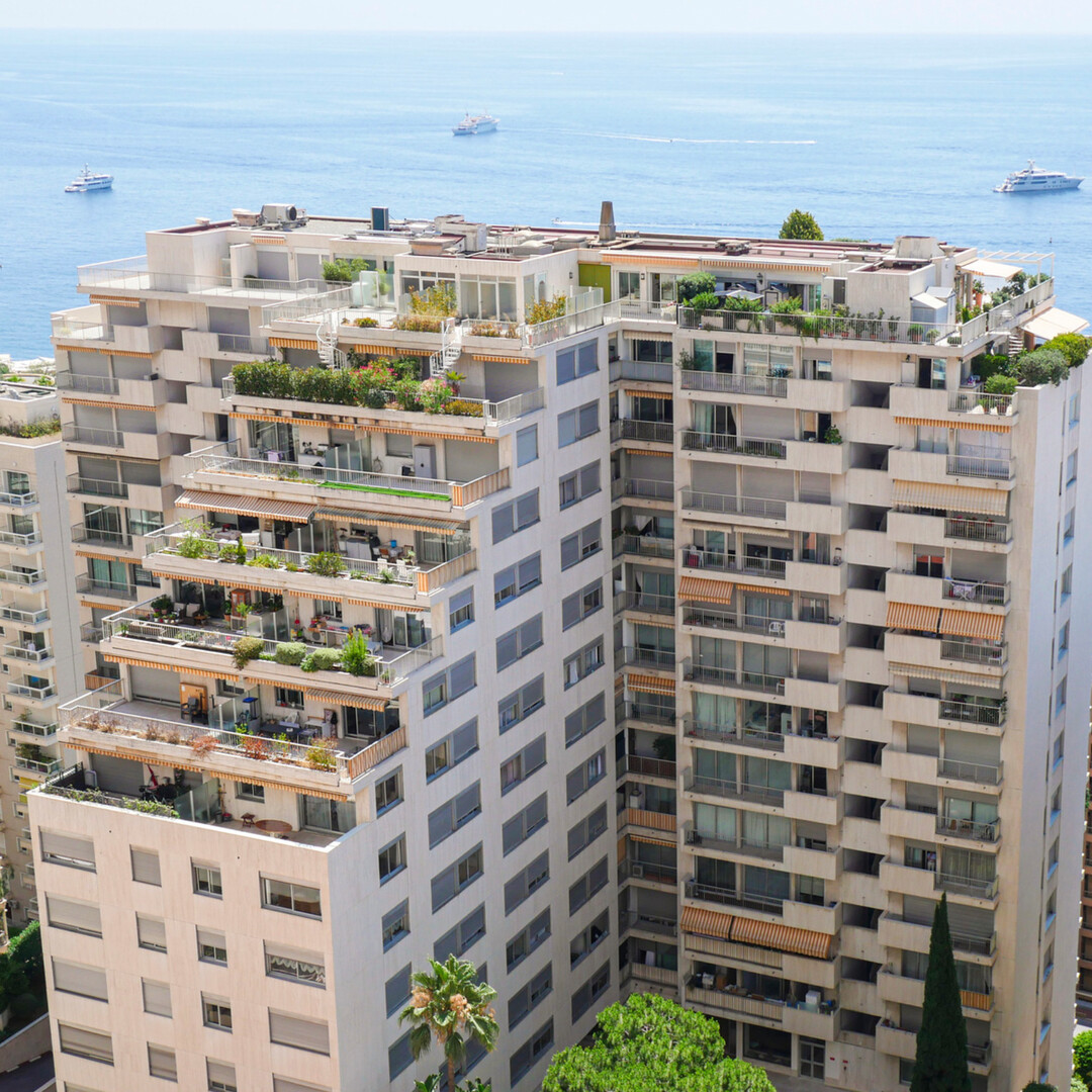 MIXED-USE STUDIO