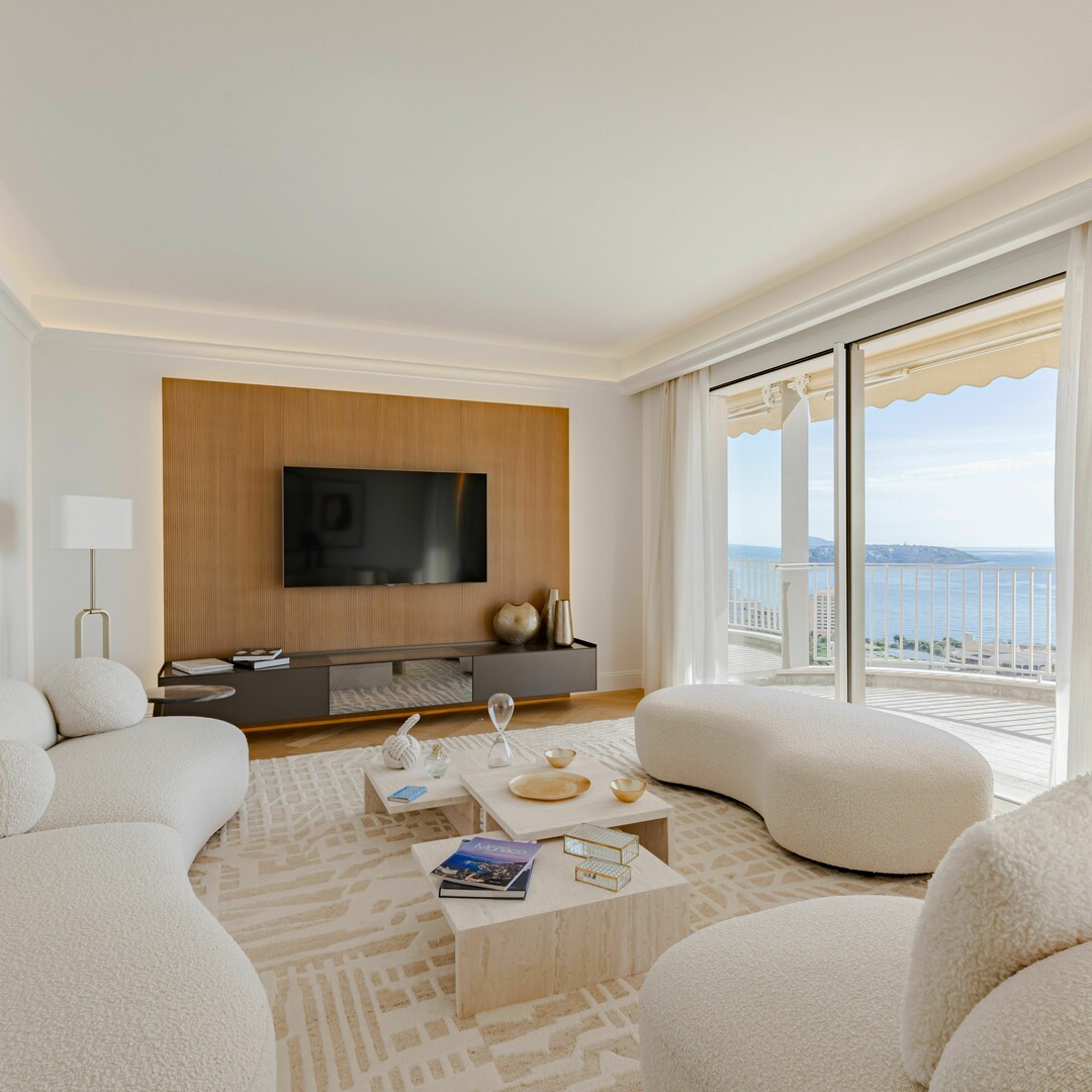 EXCEPTIONAL 2 BEDROOM WITH PANORAMIC VIEW