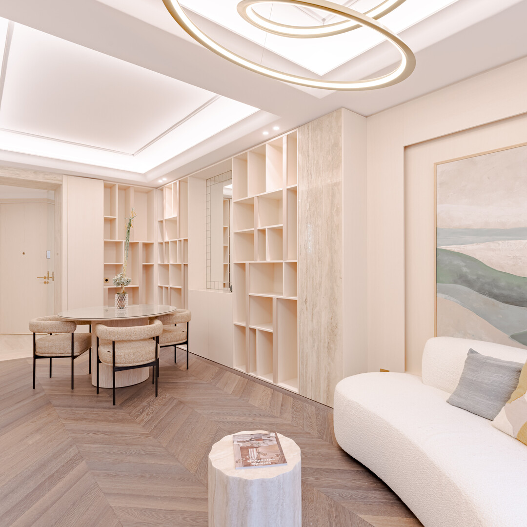 RENOVATED & DECORATED PIED-À-TERRE
