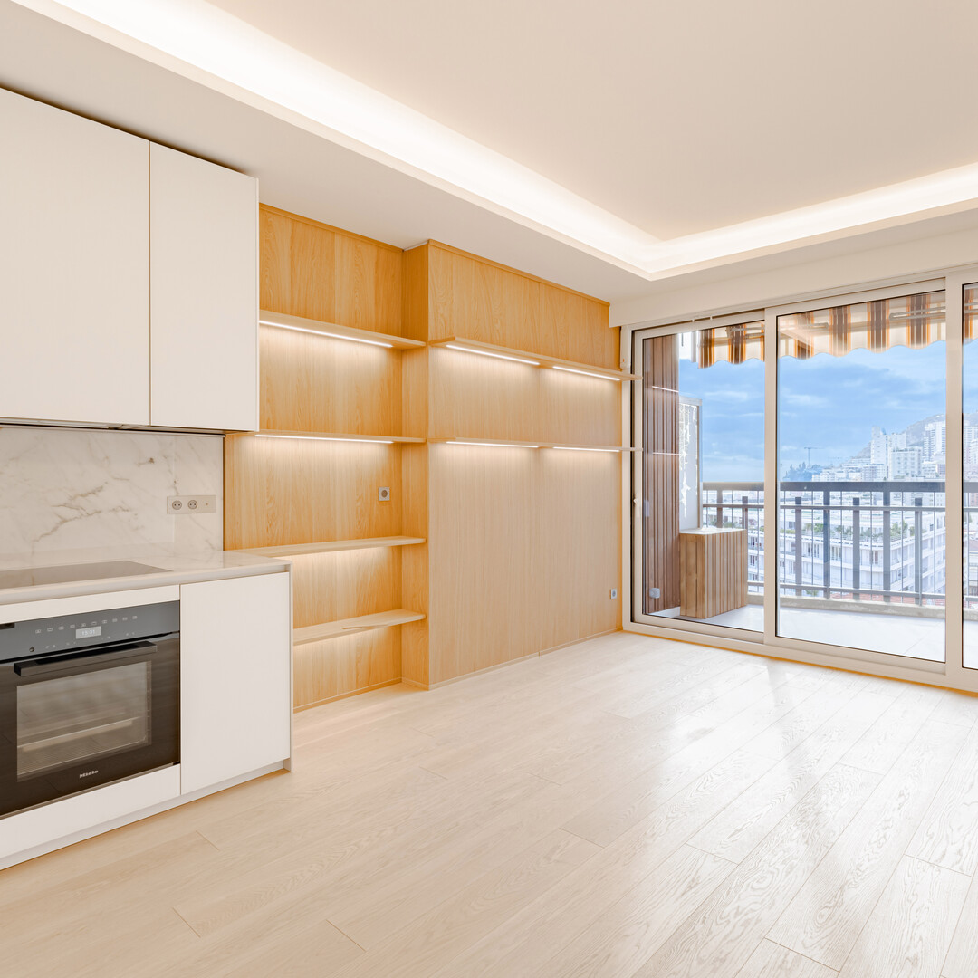 MAGNIFICENT 1 BEDROOM RENOVATED