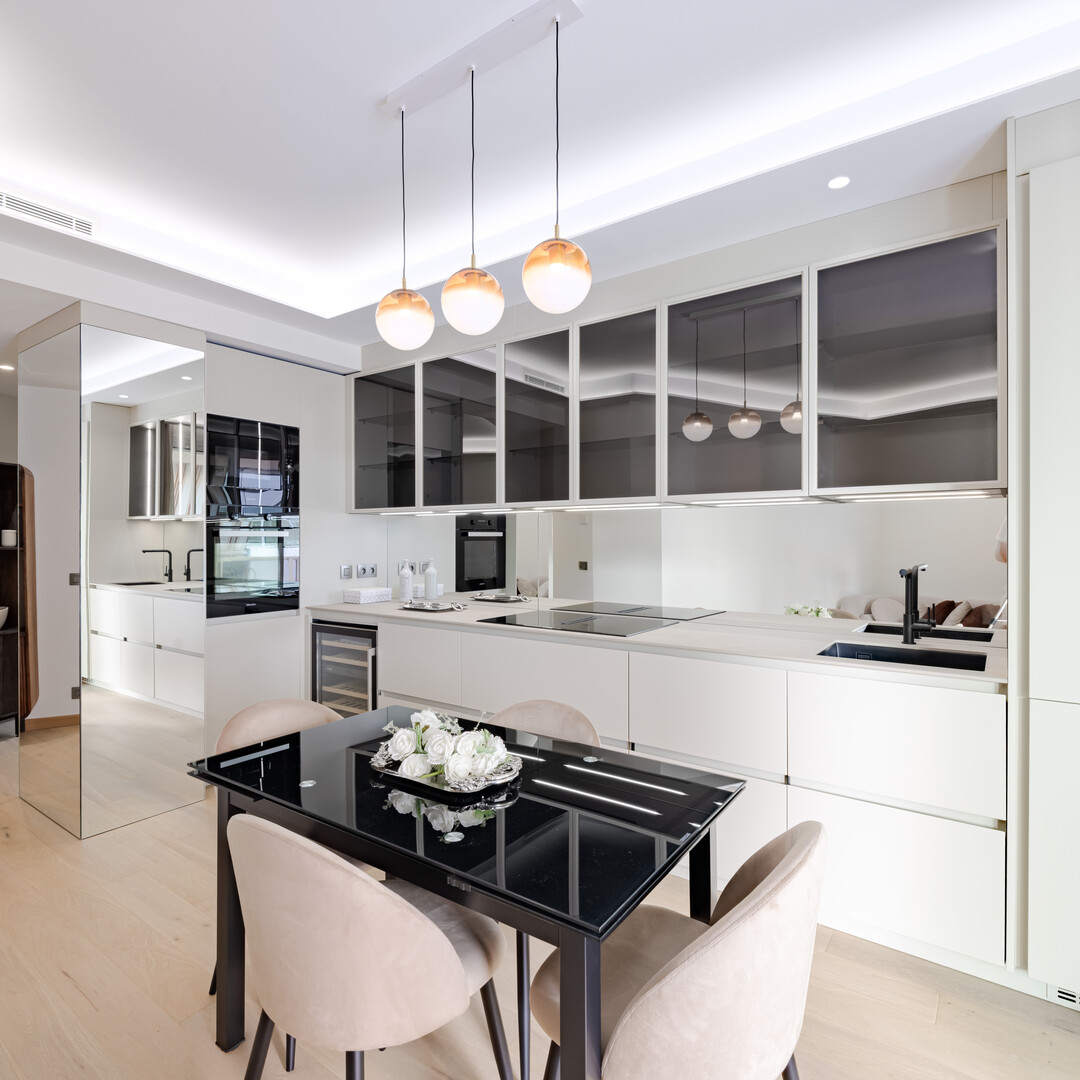 CHARMING RENOVATED APARTMENT