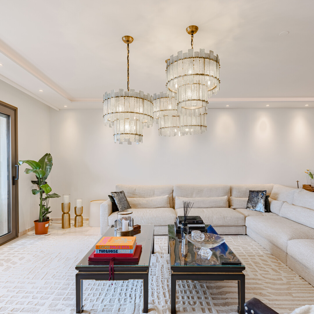 DUPLEX PENTHOUSE WITH POOL