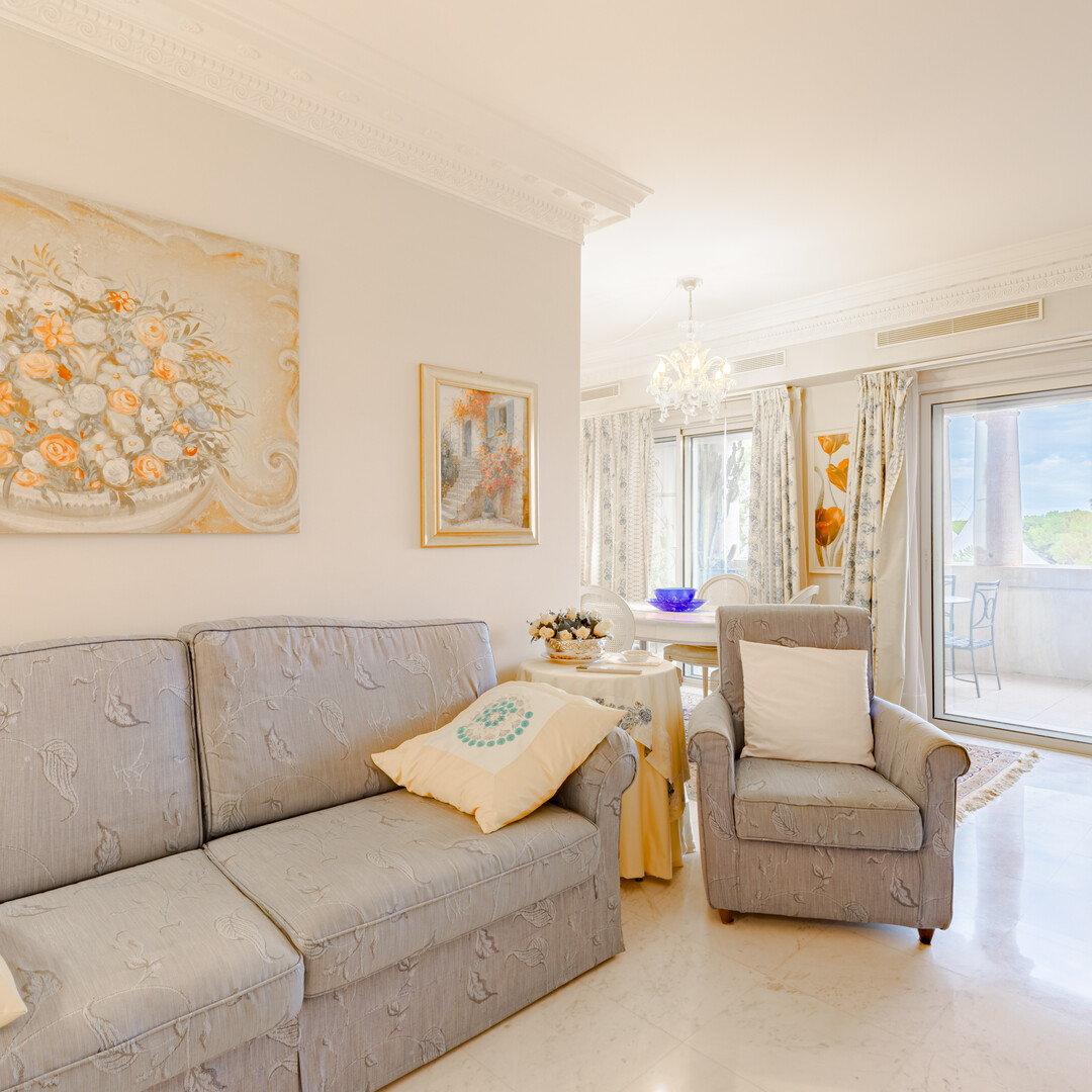 2/3 BEDROOM APARTMENT