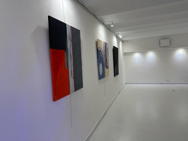 Condamine commercial premises wall