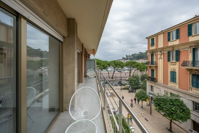 BUILDING ‟LE PETREL‟