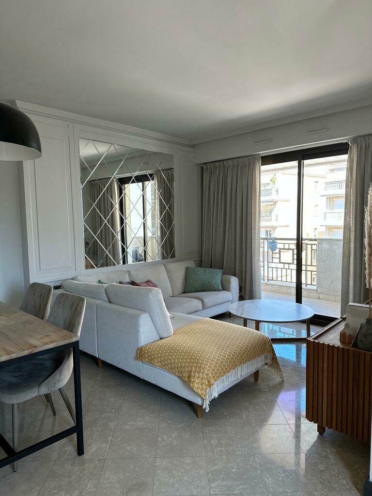 1 Bedroom Apartment in Jardin Exotique