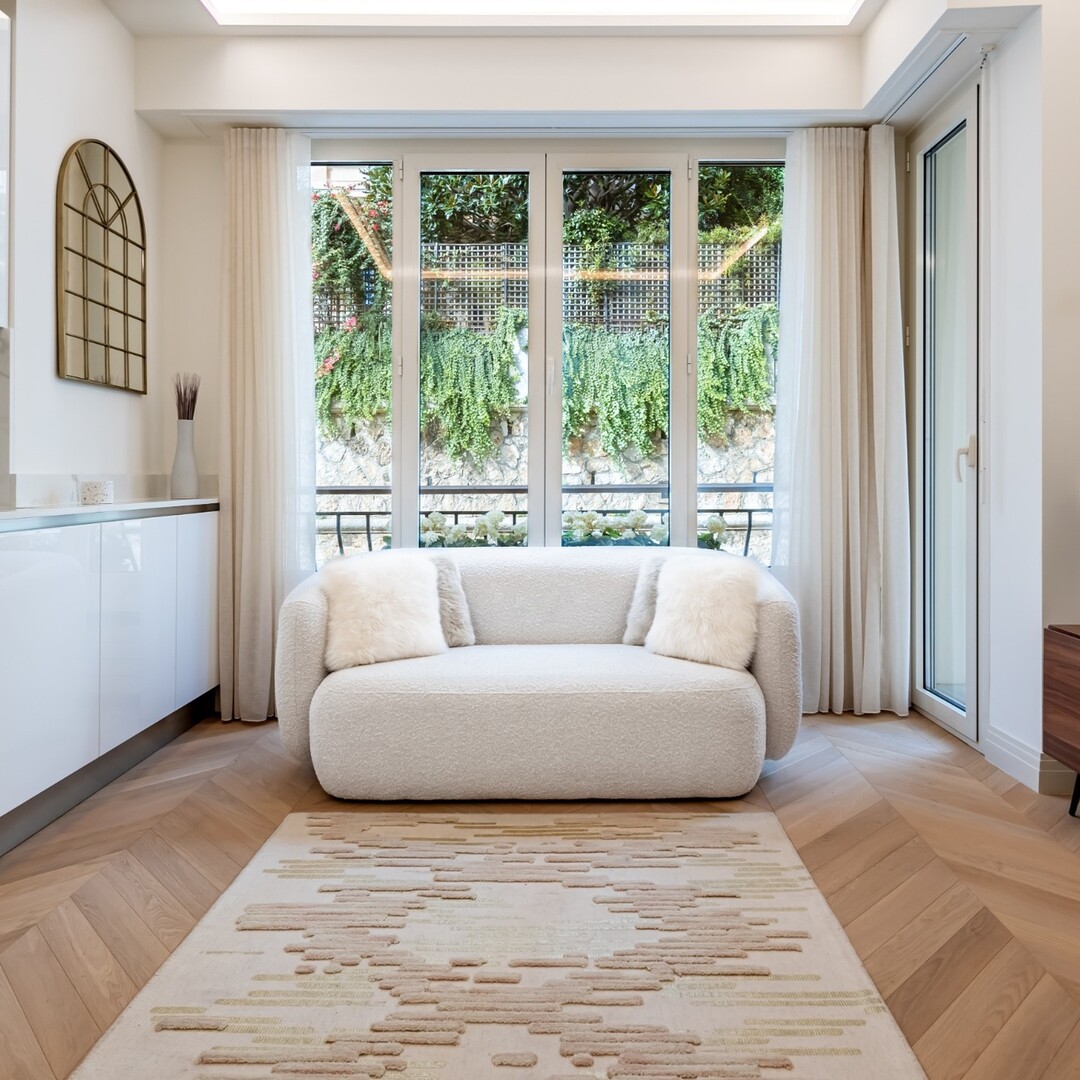 Renovated two-room apartment near the center - Properties for sale in Monaco