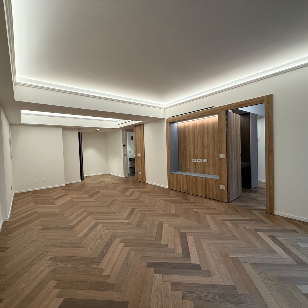 La Condamine - renovated 3 room apartment with parking and mixed use - Properties for sale in Monaco