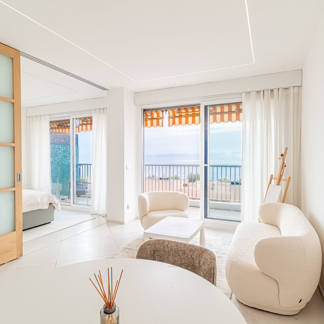 Bright 2 rooms renovated - Sea view - Properties for sale in Monaco