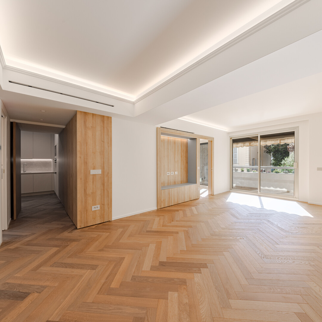 SPACIOUS 2 BEDROOM APARTMENT RENOVATED ON THE PORT - LE SUFFREN - Properties for sale in Monaco