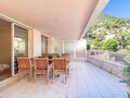 Large 3 roomed apartment with a port view - Properties for sale in Monaco